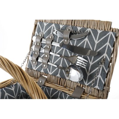 CESTA PICNIC DE MIMBRE Y POLIESTER  TAMAÑO 39x28x40